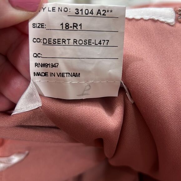 Dessy Collection Convertible Neck Long Sleeve Chiffon Gown Dessert Rose … - Picture 9 of 11